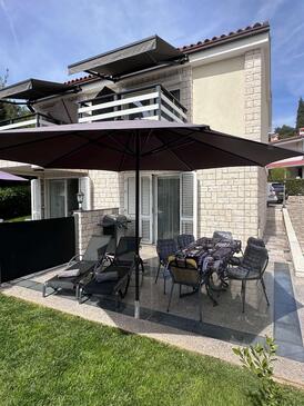 Dvoupokojový apartmán Rovinj (A-23189-b(