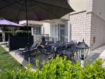 Dvosobni apartma Rovinj (A-23189-b(