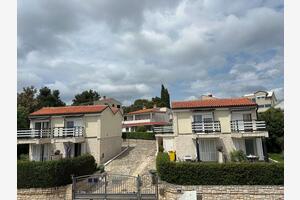 Apartments with parking space Rovinj - 23189