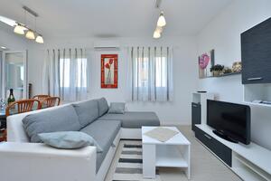 Appartamento di due stanze Brevilacqua - Privlaka, Zara - Zadar (A-23197-a)