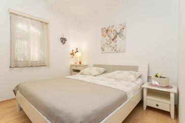 Apartmanok parkolóhellyel Povljana, Pag - 232