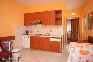 Apartments and rooms with parking space Lovran, Opatija - 2321