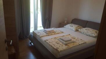 Apartmaji ob morju Banjol, Rab - 23210