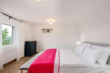 Apartmanok családok részére medencével Otok, Zagora - 23216