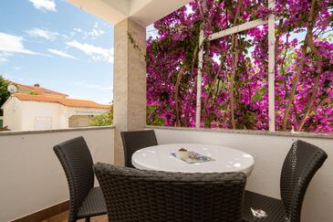 Trzypokojowy apartament Vir (A-23221-a(