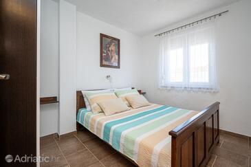 Apartamenty z parkingiem Vir - 23221