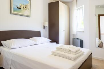 Appartamenti con piscina per famiglie Splitska, Brazza - Brač - 23224