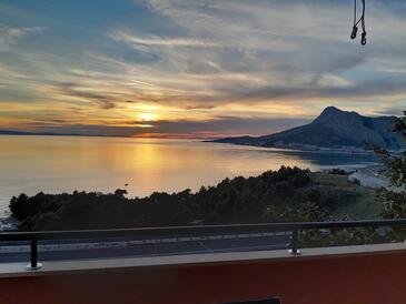 Ferienwohnungen mit Parkplatz Omis - 23229 Adriatic.hr