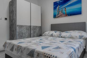 Lägenheter med parkering Vir - 23251