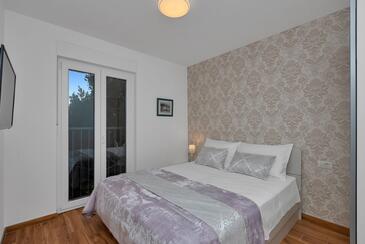 Apartamentos junto al mar Tucepi, Makarska - 23256