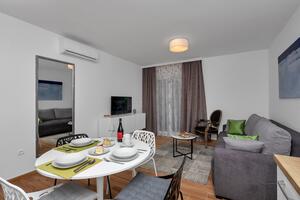 Dvosobni apartman Tučepi, Makarska (A-23256-f)