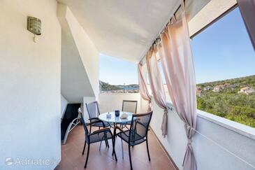 Apartamente cu piscină potrivite pentru familiile cu copii Stupin Celine, Rogoznica - 23257