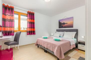 Apartmanok családok részére medencével Medulin - 23267
