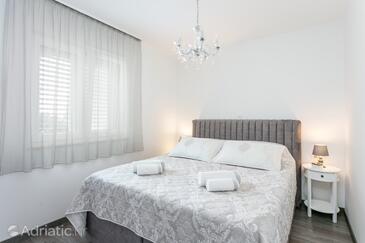 Apartmány s parkovištěm Seget Donji, Trogir - 23273