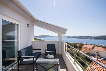 Apartmanok parkolóhellyel Seget Donji, Trogir - 23273