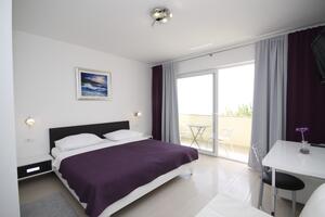 Camera Rtina - Miletici, Zara - Zadar (S-23280-b)