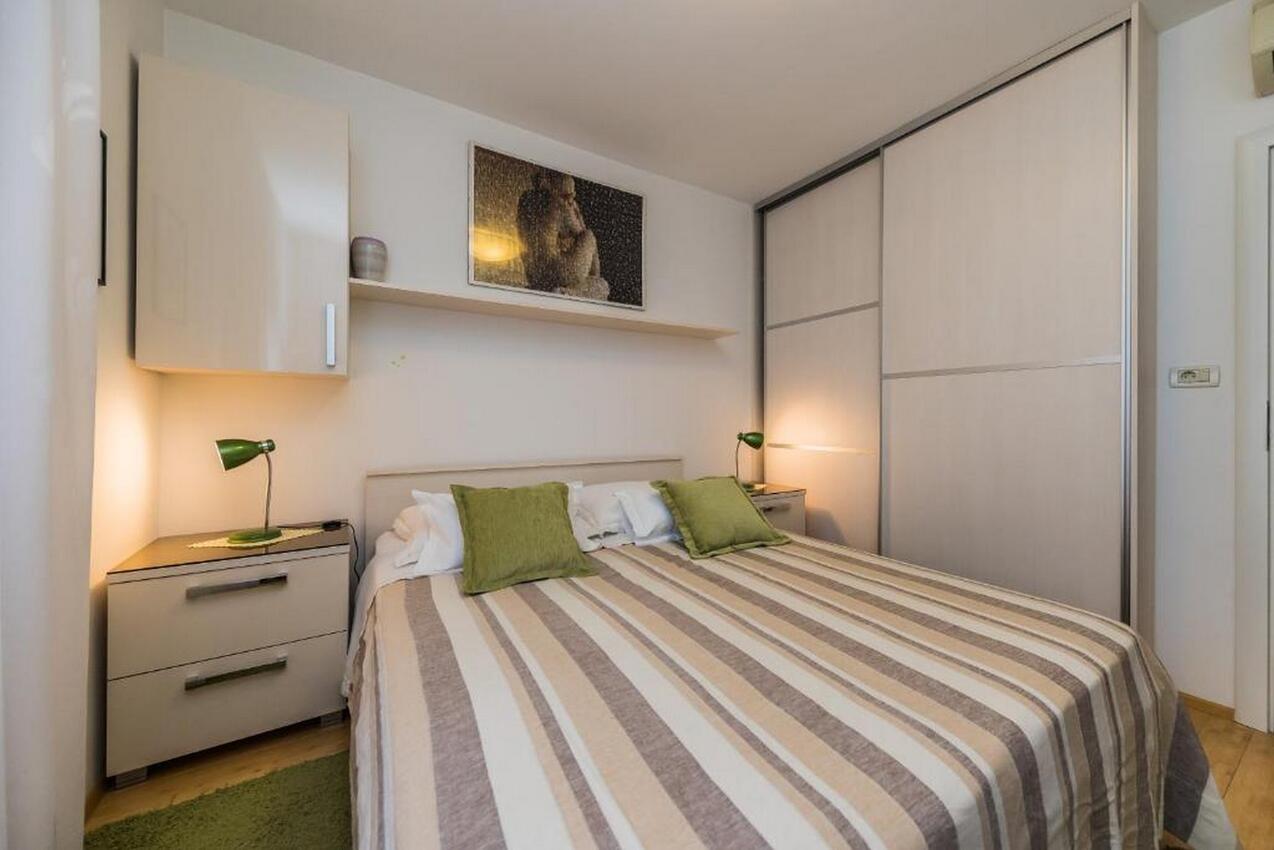 Appartamenti con parcheggio Kastel Stari, Castelli - Kaštela - 23283