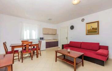 Apartmani s bazenom Soline, Krk - 23286