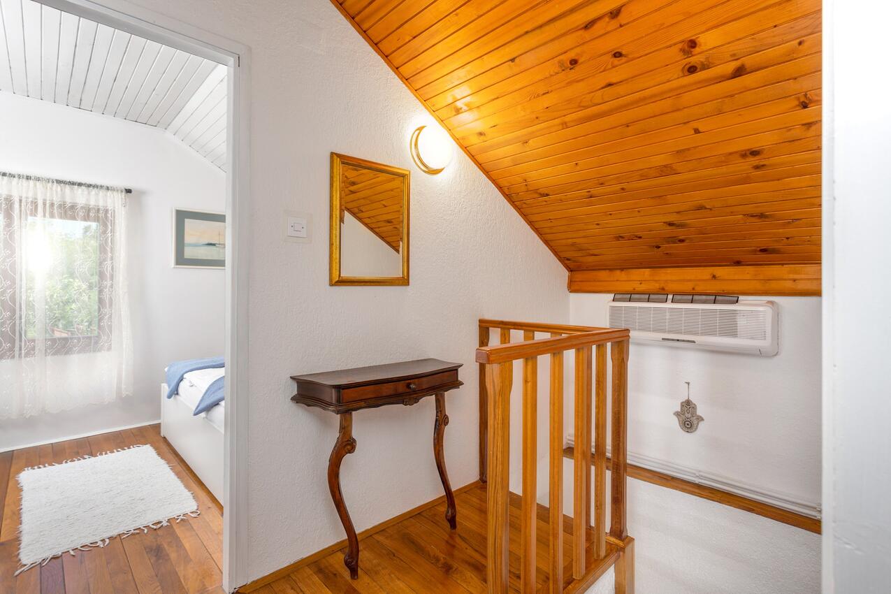 K-23314 - Private accommodation - Family friendly house with a swimming pool Risika, Krk