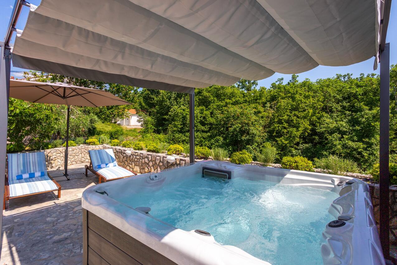 Courtyard - Family friendly house with a swimming pool Risika, Krk