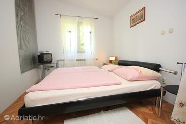 Apartmaji in sobe s parkingom Lovran, Opatija - 2332