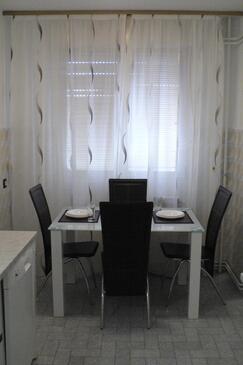 Pula, Dining room in the apartment, WiFi.