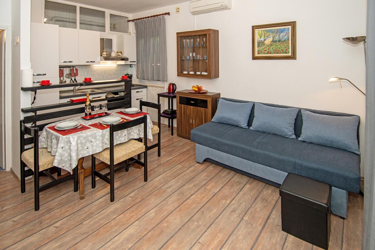 Appartamenti con parcheggio Pola - Pula - 23336