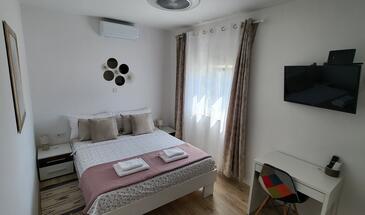 Apartmanok parkolóhellyel Sukosan, Zadar - 23347