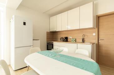 Ferienwohnungen mit Parkplatz Sukosan, Zadar - 23347