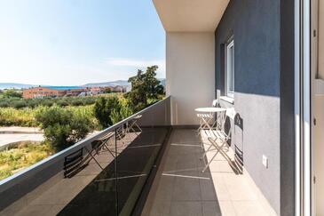 Lejligheder med pool egnet til familier med børn Kastel Stari, Kastela - 23348