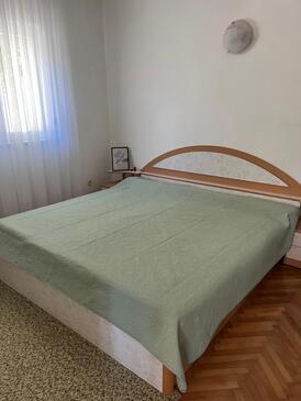 Ferienwohnungen am Meer Splitska, Brac - 23366