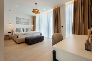 Luxusvilla am Meer mit Pool Baska Voda, Makarska - 23370