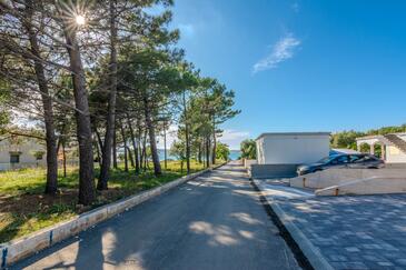 Apartments with balcony Vir, North Dalmatia