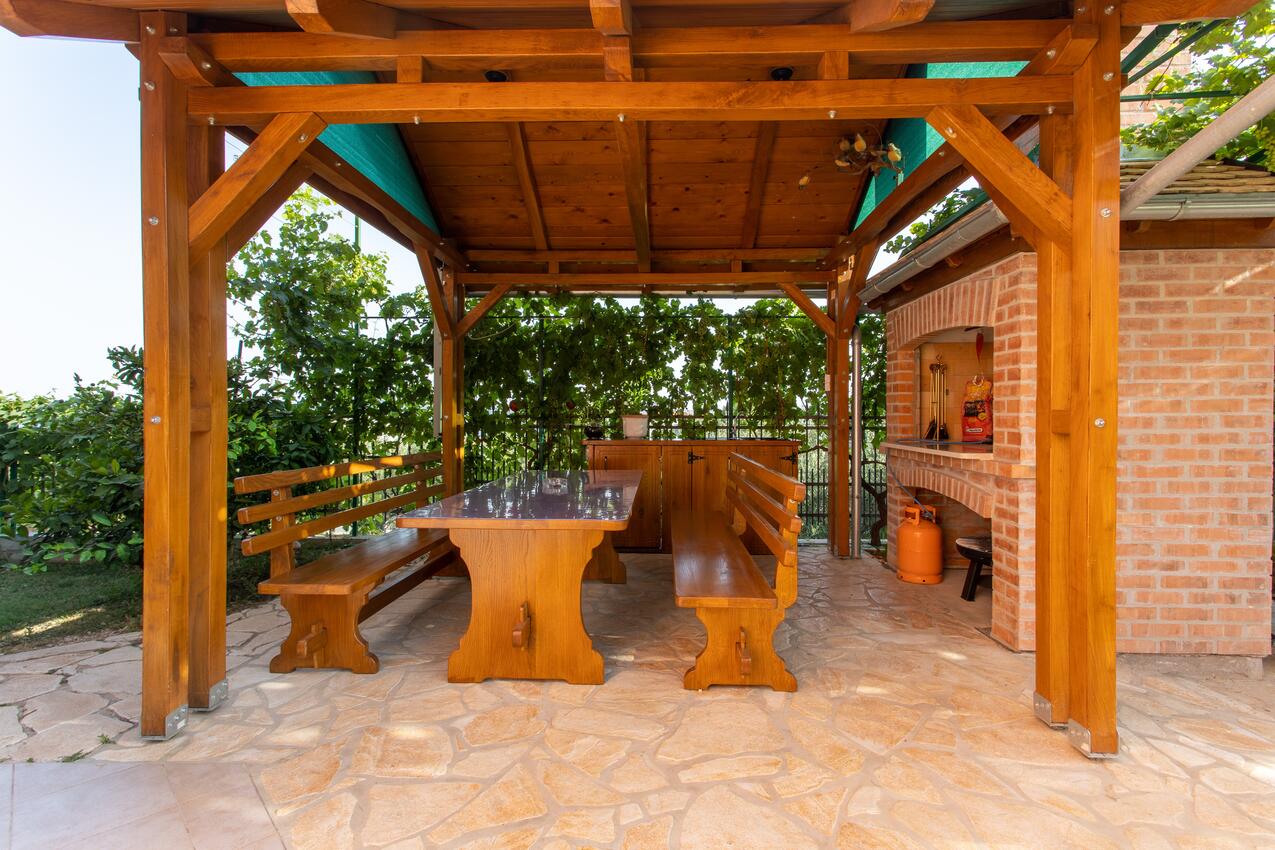 Ferienwohnungen mit Parkplatz Kastel Kambelovac, Kastela - 23397