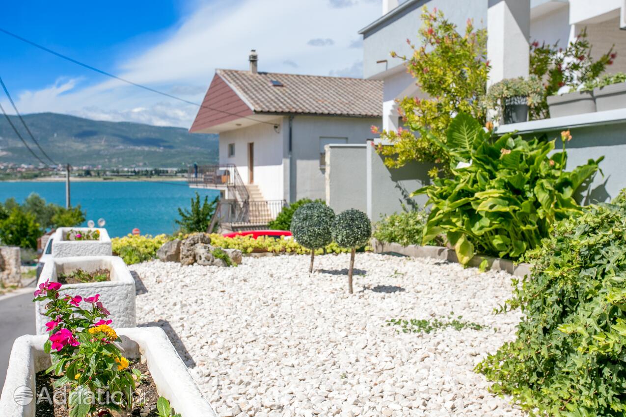 Appartamenti accanto al mare Mastrinka, Bua - Čiovo - 23399