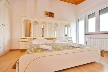 Three bedroom house Kaštel Štafilić, Kaštela (K-23408)