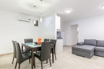 Jednopokojový apartmán Rogoznica (A-23414-c(