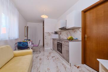 Apartmani s parkingom Mali Lošinj, Lošinj - 23418