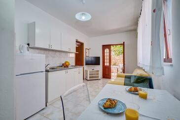Apartmani s parkingom Mali Lošinj, Lošinj - 23418