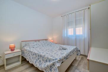 Ferienwohnungen mit Parkplatz Mali Losinj, Losinj - 23418