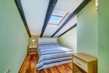 Ferienwohnungen mit Parkplatz Mali Losinj, Losinj - 23418