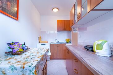 Apartments with parking space Lovran, Opatija - 2342