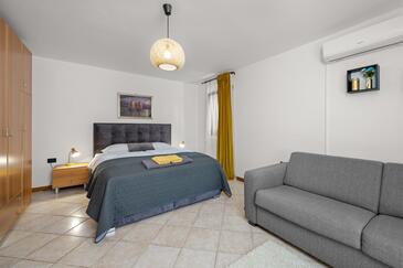 Luxusní vila s bazénem Trget, Raša - 23420