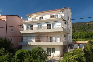 Apartment with terrace Selce, Kvarner