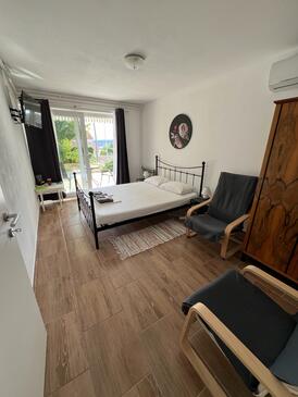 Appartements avec parking Jadranovo, Crikvenica - 23436