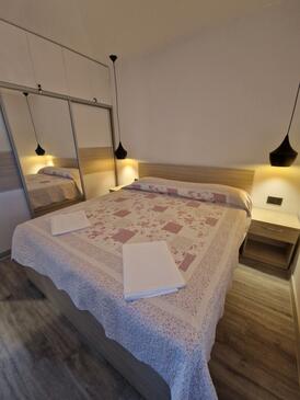 Apartmani uz more Barbat, Rab - 23438