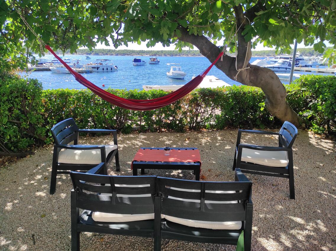 Ferienwohnungen am Meer Barbat, Rab - 23438
