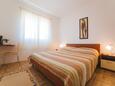 Seget Vranjica, Спальня в размещении типа apartment, WiFi.