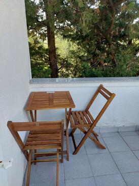 Apartmány a pokoje s parkovištěm  Banjol, Rab - 23468