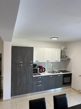 Vakantiehuis met zwembad Kastel, Sredisnja Istra - 23470